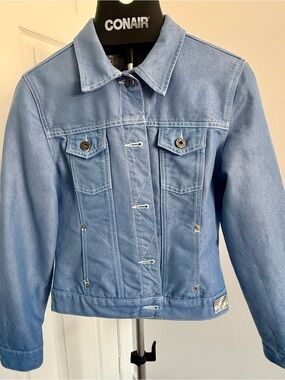 Guess Light Blue Denim Trucker Jacket